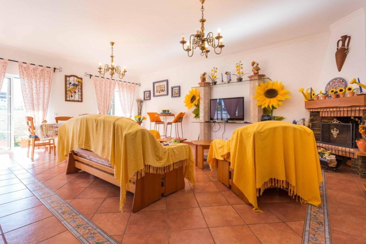 Sunflower Villa By Seewest Lagos Exteriér fotografie
